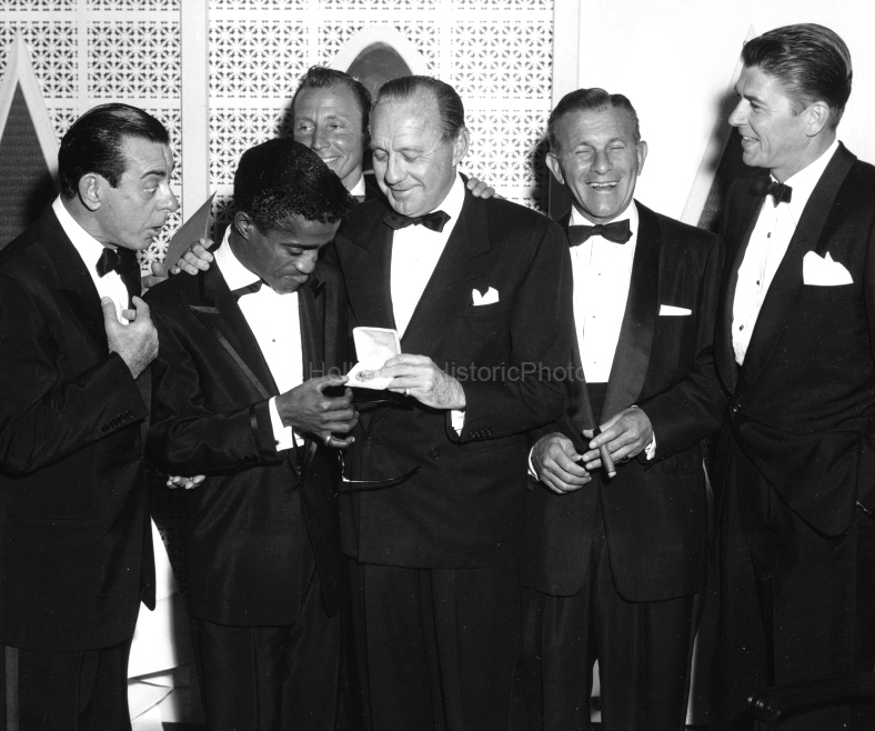 Sammy Davis Jr. 1963 Friars Club wm.jpg